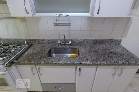 Apartamento à venda com 101m², 2 quartos e 2 vagasCozinha