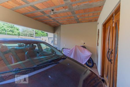 Casa à venda com 240m², 3 quartos e 6 vagas Casa à venda com 240m², 3 quartos e 6 vagasGaragem