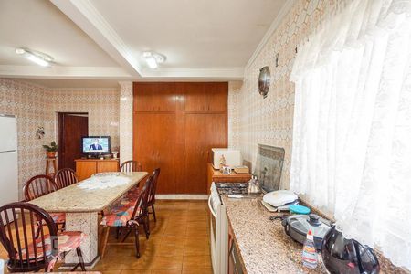 Casa à venda com 365m², 3 quartos e 2 vagas Casa à venda com 365m², 3 quartos e 2 vagasCozinha