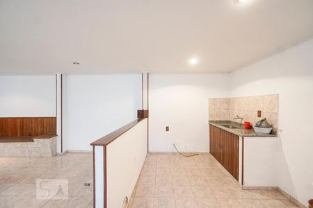 Casa à venda com 365m², 3 quartos e 2 vagas Casa à venda com 365m², 3 quartos e 2 vagasSalão