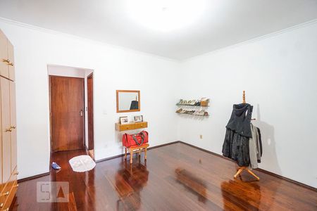 Casa à venda com 365m², 3 quartos e 2 vagas Casa à venda com 365m², 3 quartos e 2 vagasSuíte 01