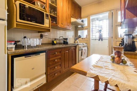 Apartamento à venda com 85m², 2 quartos e 1 vaga Apartamento à venda com 85m², 2 quartos e 1 vagaCozinha