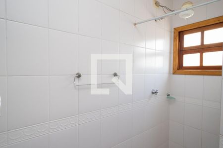 Casa à venda com 106m², 3 quartos e 2 vagas Casa à venda com 106m², 3 quartos e 2 vagasBanheiro da Suíte