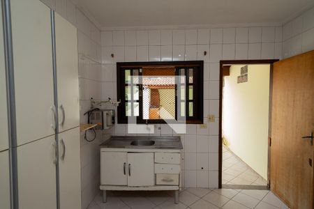 Casa à venda com 106m², 3 quartos e 2 vagas Casa à venda com 106m², 3 quartos e 2 vagasCozinha