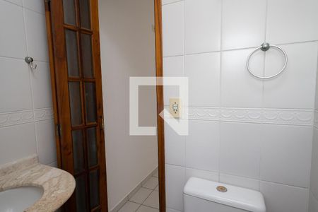 Casa à venda com 106m², 3 quartos e 2 vagas Casa à venda com 106m², 3 quartos e 2 vagasBanheiro da Suíte