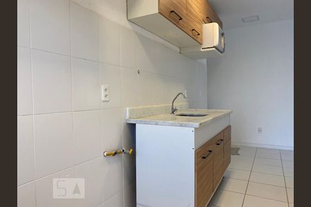 Apartamento para alugar com 110m², 2 quartos e 1 vaga Apartamento para alugar com 110m², 2 quartos e 1 vagaCozinha
