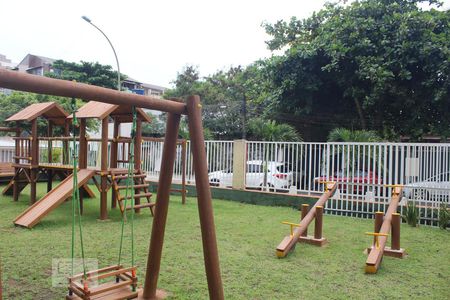 Apartamento para alugar com 110m², 2 quartos e 1 vagaÁrea Comum - Playground