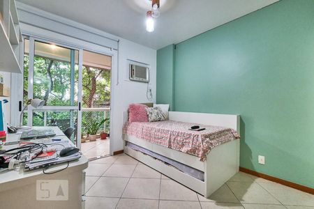 Apartamento à venda com 157m², 3 quartos e 2 vagasQuarto 3