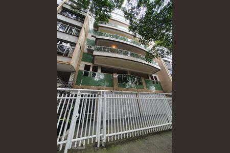 Apartamento à venda com 157m², 3 quartos e 2 vagasFachada