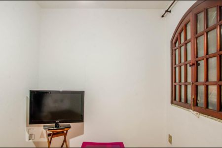 Casa à venda com 223m², 3 quartos e 4 vagas Casa à venda com 223m², 3 quartos e 4 vagasQuarto 2