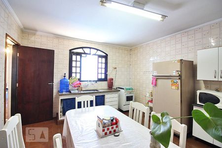 Casa à venda com 429m², 5 quartos e 5 vagasCozinha da Casa 2