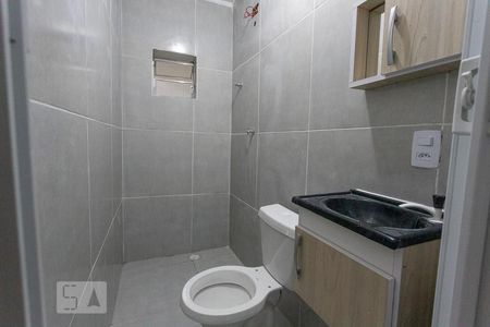 Banheiro de kitnet/studio para alugar com 1 quarto, 38m² em Centro, Diadema