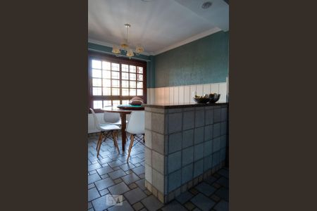 Casa à venda com 600m², 4 quartos e 2 vagas Casa à venda com 600m², 4 quartos e 2 vagasCozinha