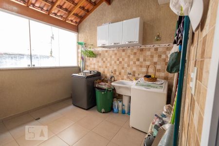 Casa à venda com 180m², 3 quartos e 2 vagasÁrea de Serviço