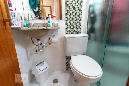 Casa à venda com 180m², 3 quartos e 2 vagasBanheiro da Suíte