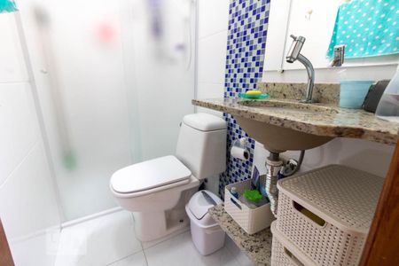 Casa à venda com 180m², 3 quartos e 2 vagasBanheiro