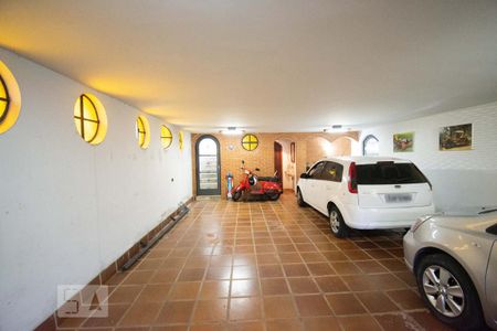 Casa à venda com 400m², 4 quartos e 4 vagasGaragem