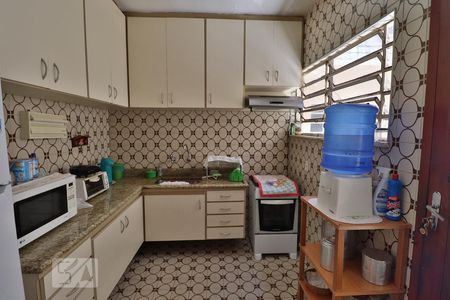 Casa à venda com 130m², 2 quartos e 1 vagaCozinha