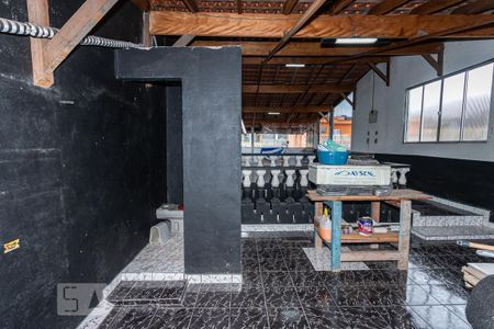 Casa à venda com 350m², 4 quartos e 3 vagas Casa à venda com 350m², 4 quartos e 3 vagasSalão de Festas piso superior