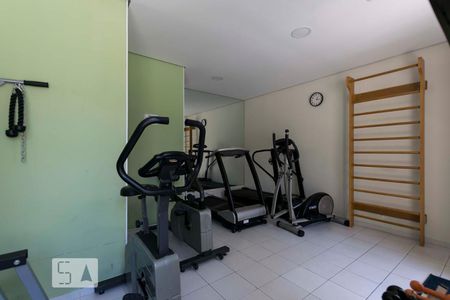 Apartamento à venda com 105m², 2 quartos e 2 vagasAcademia