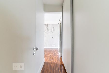 Apartamento à venda com 105m², 2 quartos e 2 vagasSuíte