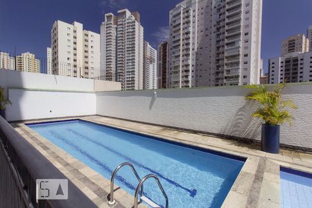 Apartamento à venda com 105m², 2 quartos e 2 vagasPiscina