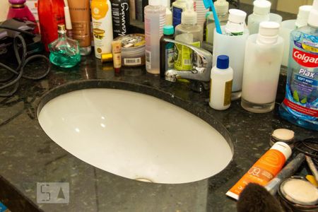 Casa à venda com 288m², 4 quartos e 4 vagasSuíte do Quarto 4