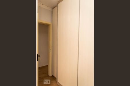 Casa à venda com 288m², 4 quartos e 4 vagasQuarto 2