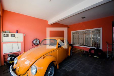 Casa à venda com 197m², 5 quartos e 2 vagas Casa à venda com 197m², 5 quartos e 2 vagasGaragem