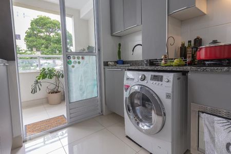 Apartamento à venda com 67m², 2 quartos e 1 vagaÁrea de Serviço