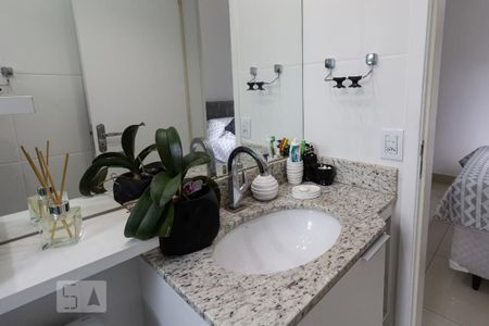 Apartamento à venda com 67m², 2 quartos e 1 vagaBanheiro da Suíte