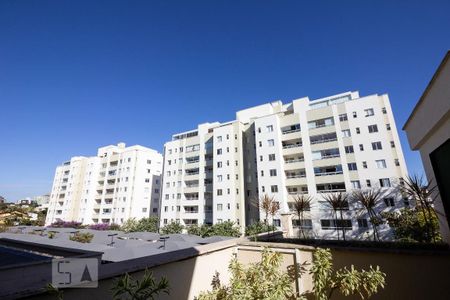 Apartamento à venda com 67m², 2 quartos e 1 vagaFachada