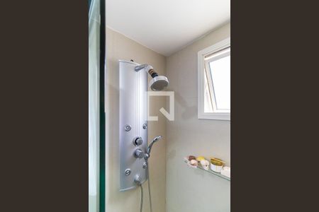 Apartamento à venda com 83m², 2 quartos e 2 vagas Apartamento à venda com 83m², 2 quartos e 2 vagasBanheiro da suíte