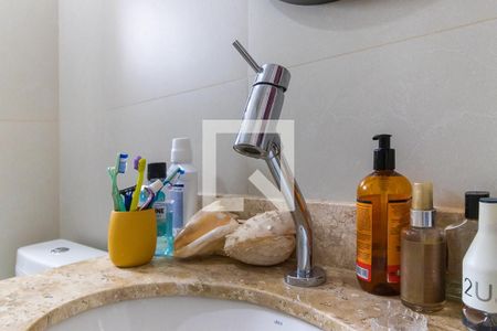 Apartamento à venda com 83m², 2 quartos e 2 vagas Apartamento à venda com 83m², 2 quartos e 2 vagasBanheiro social