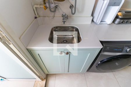 Apartamento à venda com 83m², 2 quartos e 2 vagas Apartamento à venda com 83m², 2 quartos e 2 vagasÁrea de serviço