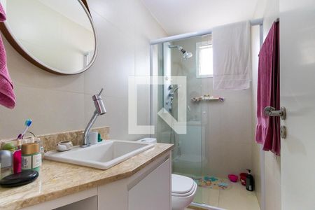 Apartamento à venda com 83m², 2 quartos e 2 vagas Apartamento à venda com 83m², 2 quartos e 2 vagasBanheiro da suíte