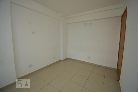 Quarto 1 de apartamento para alugar com 2 quartos, 57m² em Samambaia Norte (samambaia), Brasília
