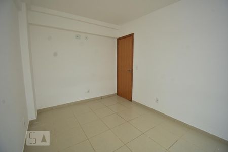 Quarto 1 de apartamento para alugar com 2 quartos, 57m² em Samambaia Norte (samambaia), Brasília