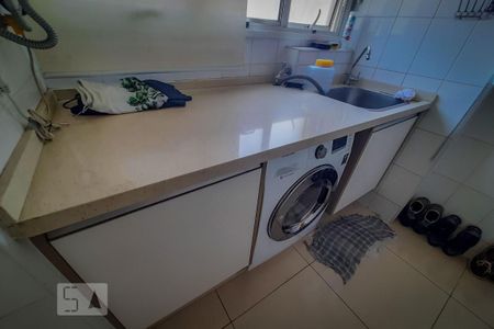 Apartamento à venda com 130m², 3 quartos e 2 vagasLavandderia