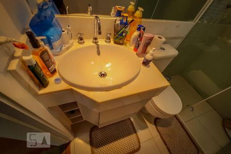 Apartamento à venda com 130m², 3 quartos e 2 vagasBanheiro Suite