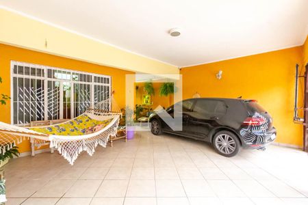 Casa à venda com 285m², 4 quartos e 1 vaga Casa à venda com 285m², 4 quartos e 1 vagaGaragem