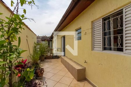 Casa à venda com 285m², 4 quartos e 1 vaga Casa à venda com 285m², 4 quartos e 1 vagaVaranda do Quarto 2 e Suíte 2