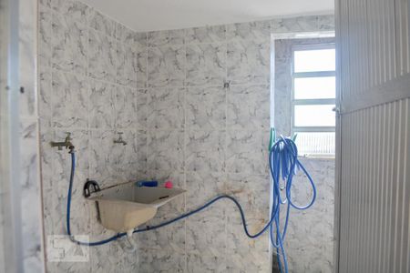 Casa à venda com 350m², 8 quartos e 2 vagas Casa à venda com 350m², 8 quartos e 2 vagasTerraço - Banheiro