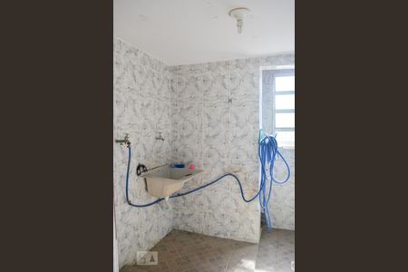 Casa à venda com 350m², 8 quartos e 2 vagas Casa à venda com 350m², 8 quartos e 2 vagasTerraço - Banheiro