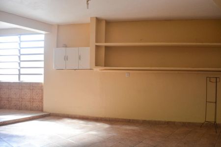 Casa à venda com 350m², 8 quartos e 2 vagas Casa à venda com 350m², 8 quartos e 2 vagasGaragem