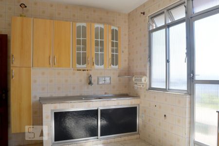 Casa à venda com 350m², 8 quartos e 2 vagas Casa à venda com 350m², 8 quartos e 2 vagasCasa 1 - Cozinha