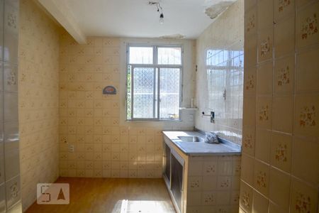 Casa à venda com 350m², 8 quartos e 2 vagas Casa à venda com 350m², 8 quartos e 2 vagasCasa 3 - Cozinha