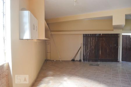 Casa à venda com 350m², 8 quartos e 2 vagas Casa à venda com 350m², 8 quartos e 2 vagasGaragem