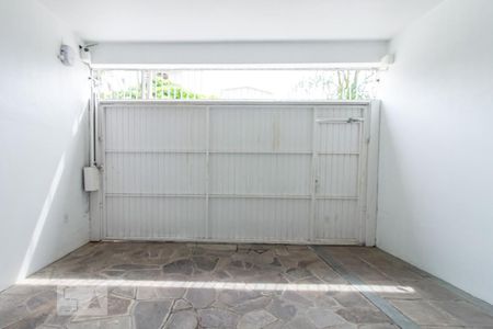 Casa à venda com 157m², 3 quartos e 3 vagas Casa à venda com 157m², 3 quartos e 3 vagasGaragem