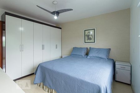 Casa à venda com 157m², 3 quartos e 3 vagas Casa à venda com 157m², 3 quartos e 3 vagasSuíte